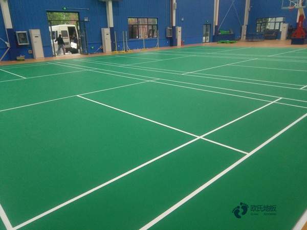 體育地板品牌哪個好