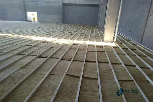 運動場地板品牌哪個好