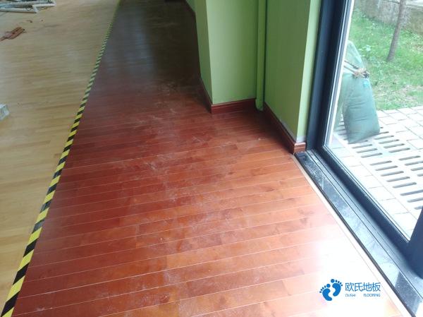 楓木運動體育木地板如何保養