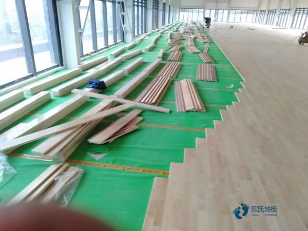 楓木運動型地板如何保潔