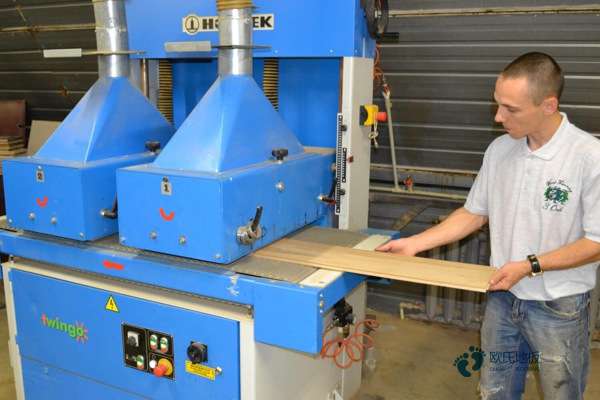 那里有運(yùn)動(dòng)場(chǎng)木地板品牌排行