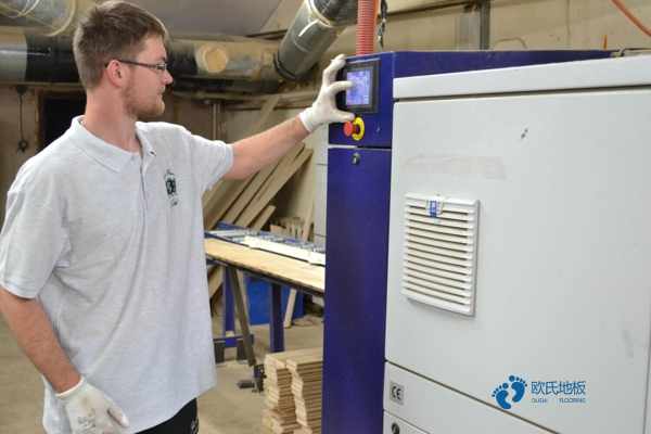 那里有運(yùn)動(dòng)場(chǎng)木地板品牌排行