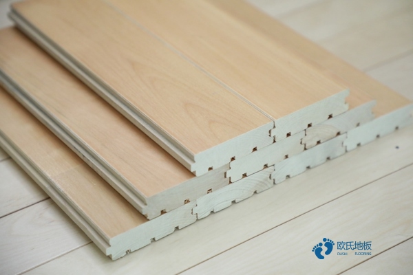 單龍骨運(yùn)動場地地板環(huán)保