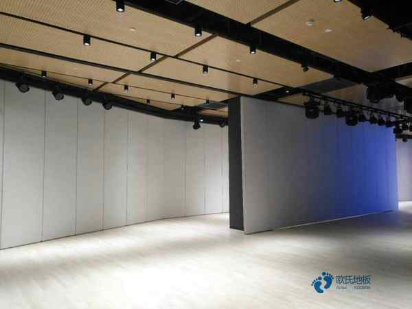 質(zhì)量好運(yùn)動(dòng)館木地板施工步驟