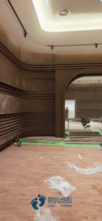 那里有體育場館木地板廠家報價