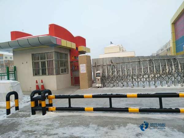 雙層龍骨運(yùn)動(dòng)場(chǎng)地木地板環(huán)保