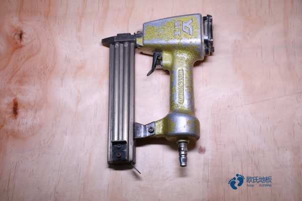 質量好籃球場館木地板施工