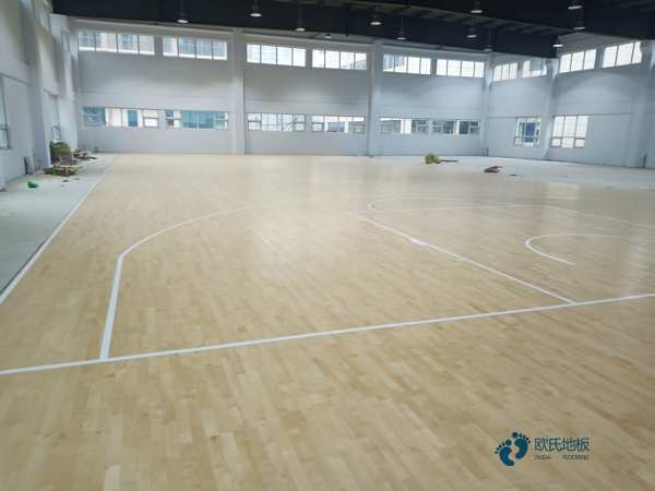 學校籃球運動地板施工流程