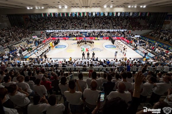 學校籃球體育木地板施工流程