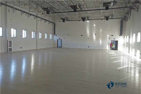 學(xué)校籃球場(chǎng)館地板施工方案