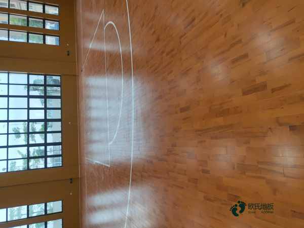 雙層龍骨運動型地板環保嗎