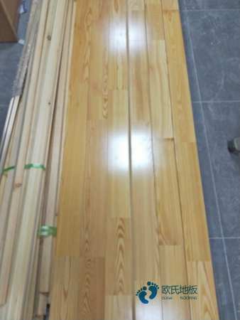 那里有體育籃球木地板價格一般多少錢一平方米