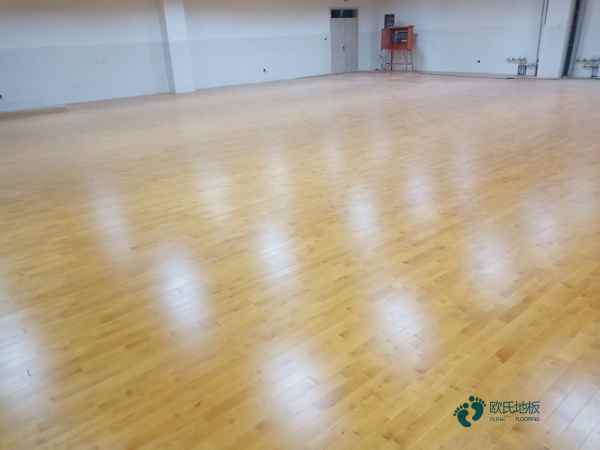 好用的體育籃球木地板需要多少錢