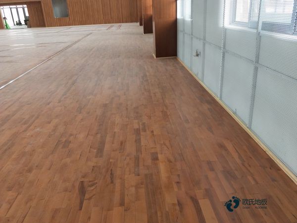 批發籃球木地板價格一般多少錢一平方米