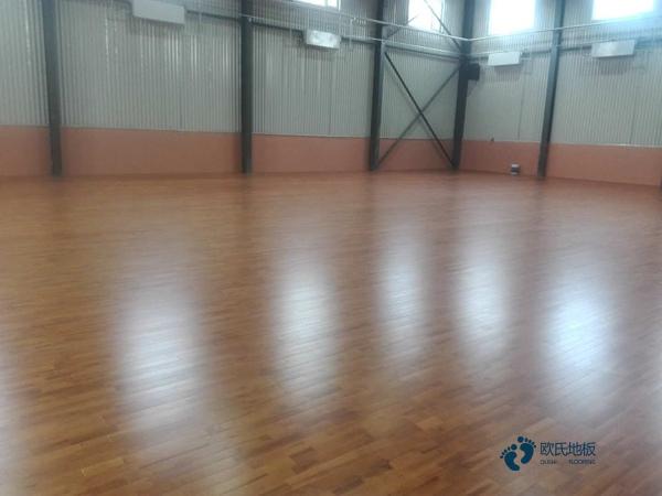 較好的籃球運動木地板2