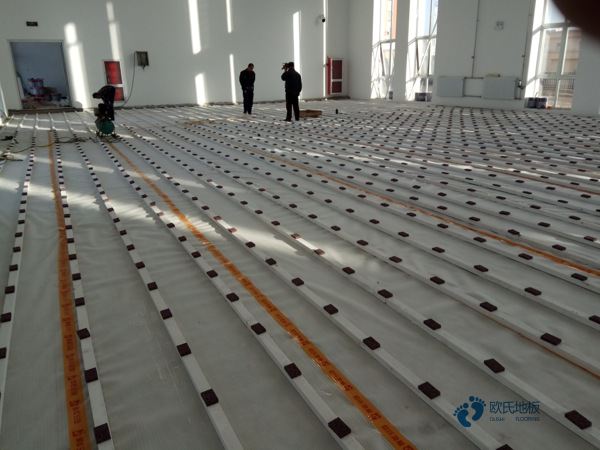 運(yùn)動(dòng)場地木地板哪里好2