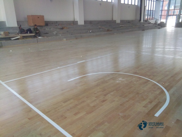 體育籃球木地板哪個牌子好2