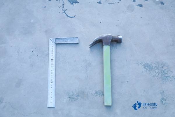 45度斜鋪龍骨籃球運動木地板2