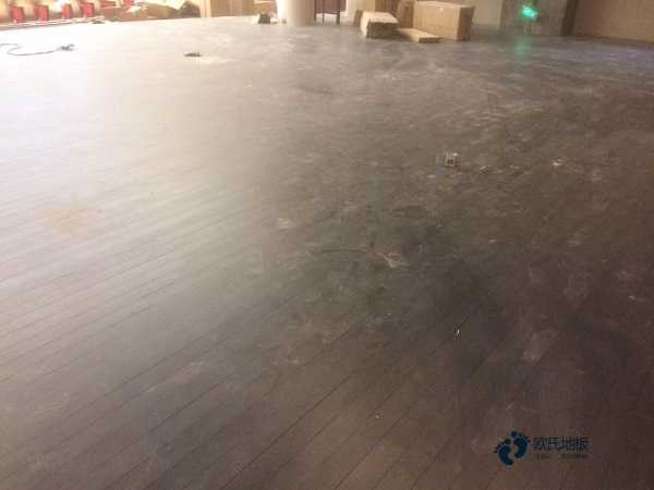 懸浮式體育運動木地板的優(yōu)點