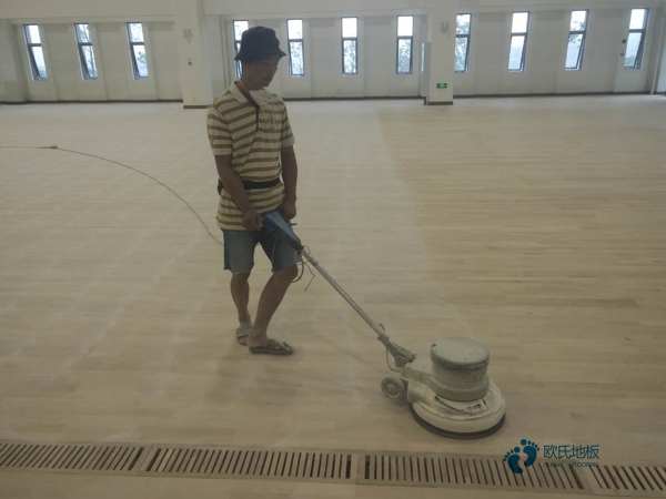 優惠的籃球體育地板如何挑選