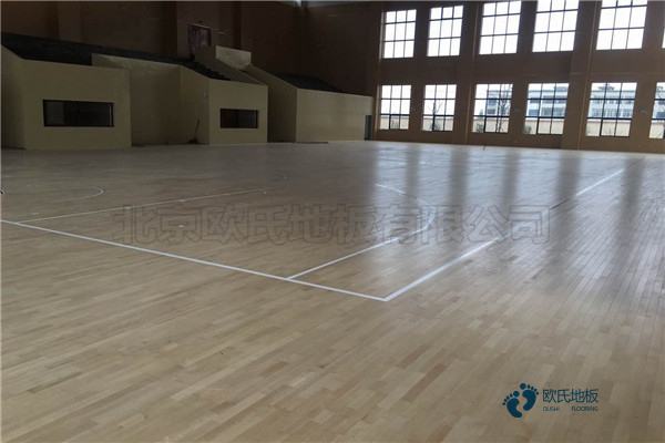 懸浮運(yùn)動體育地板多錢一平