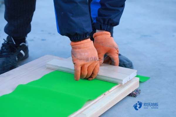 柞木籃球木地板更便宜的多少錢一平方米