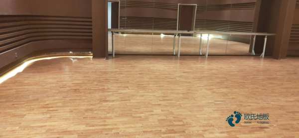 中等籃球木地板價錢