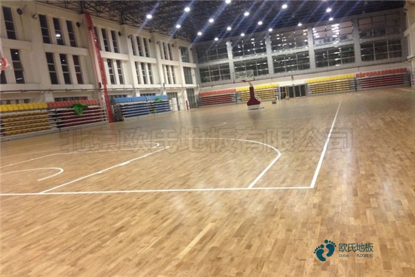 優(yōu)惠的籃球體育地板價格表