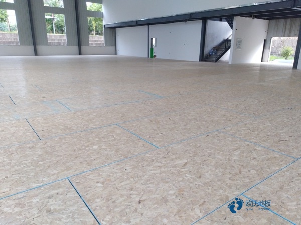 45度斜鋪龍骨體育籃球木地板價目表