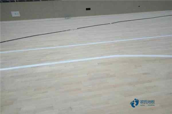 懸浮式籃球運(yùn)動木地板怎么選購