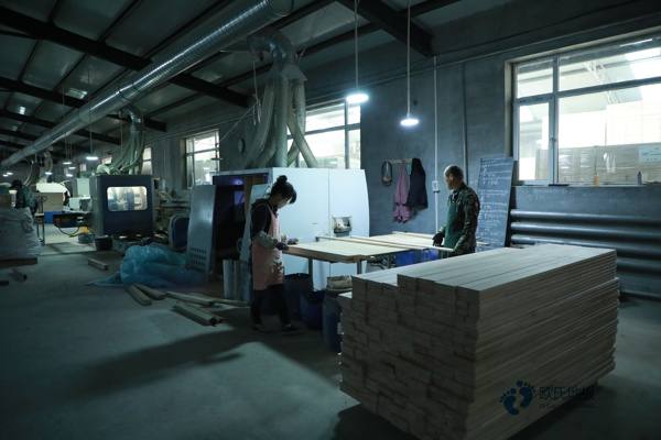 運(yùn)動(dòng)場(chǎng)地地板哪個(gè)牌子性價(jià)比高3