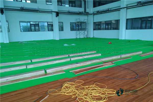 定制籃球運(yùn)動地板牌子3