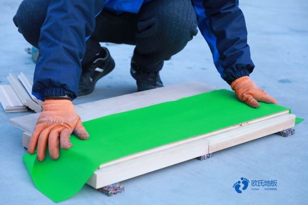 籃球運(yùn)動木地板牌子2