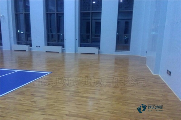 國產體育運動地板施工團隊3